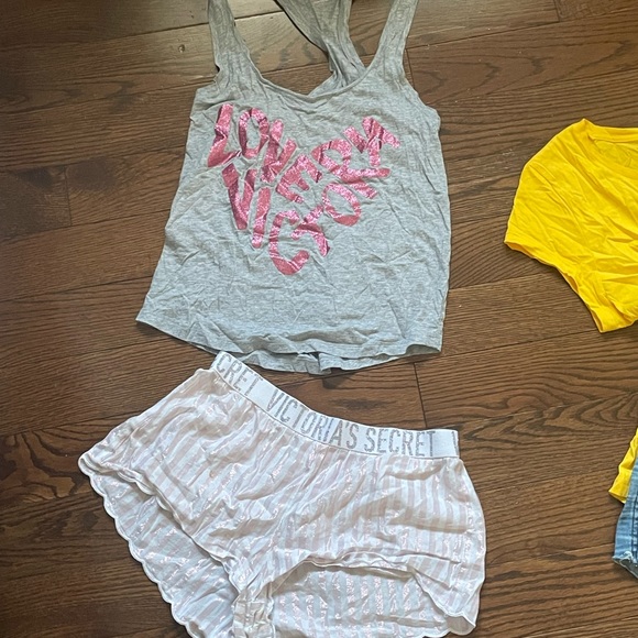 Victoria Secret PJ Set - Picture 1 of 4